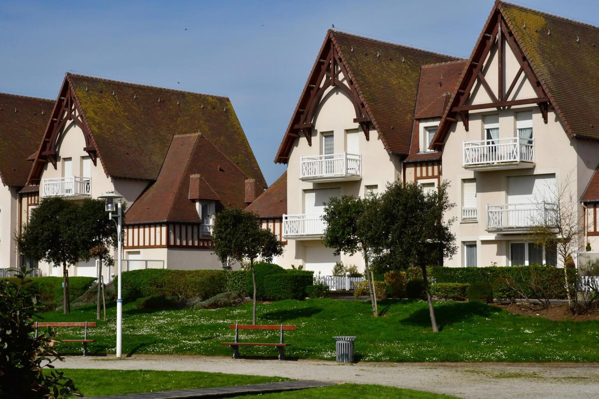 L'Esperluette - Magnifique Vue Mer Et Balcon Courseulles-sur-Mer Esterno foto