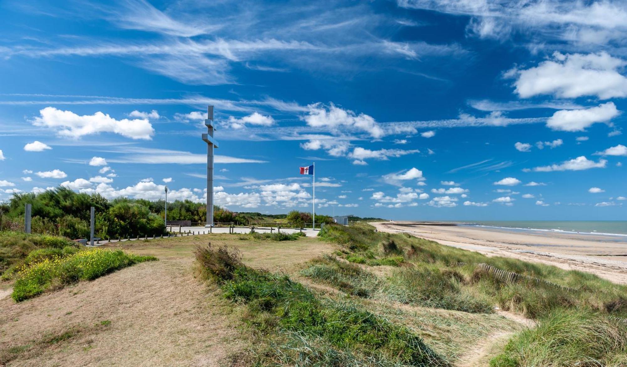 L'Esperluette - Magnifique Vue Mer Et Balcon Courseulles-sur-Mer Esterno foto